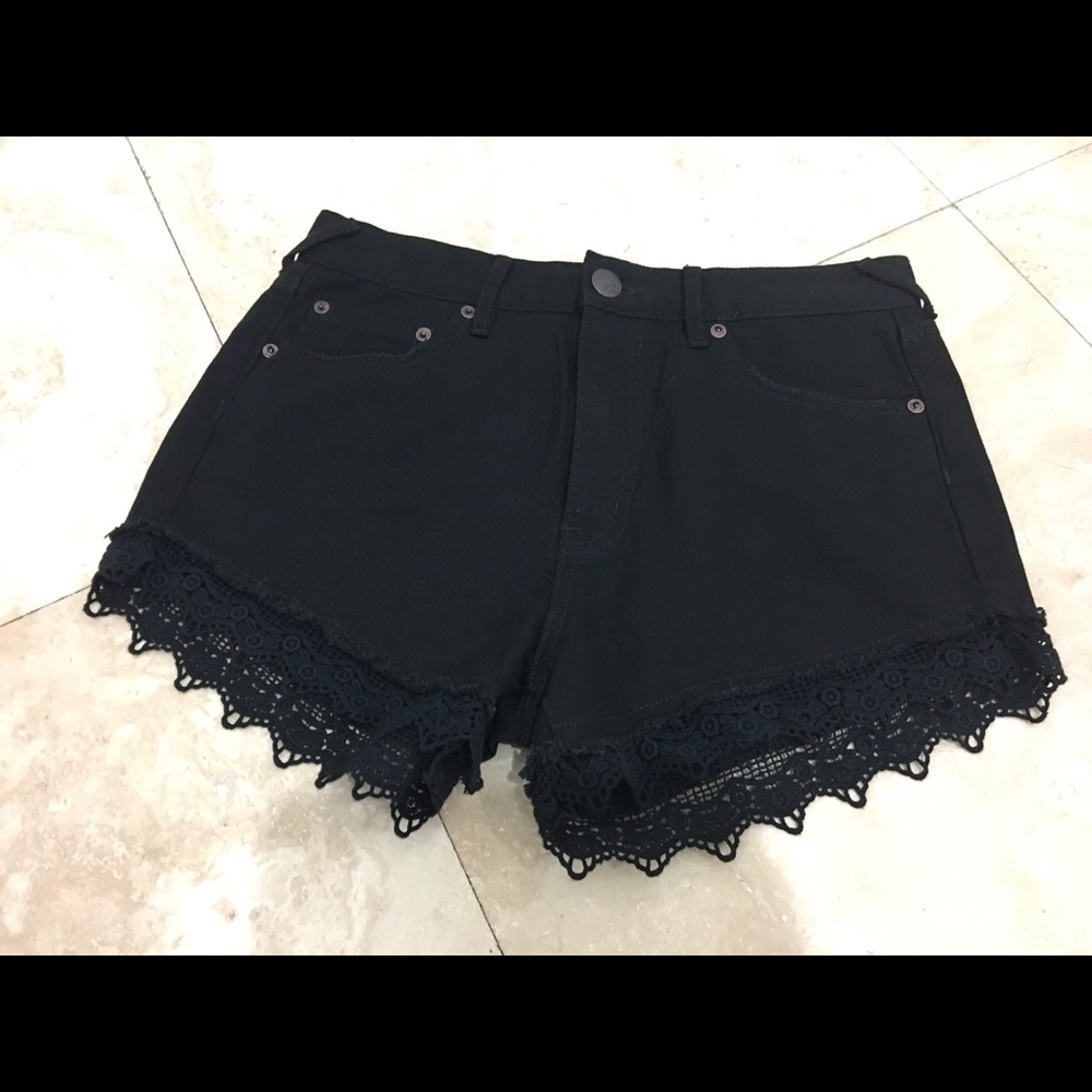 NWOT Free People denim &lace shorts - Picture 2 of 3